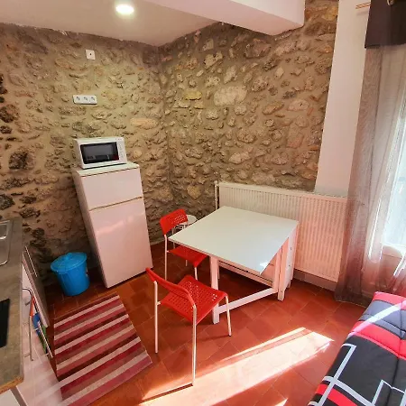 Appartement Agathois-2 *